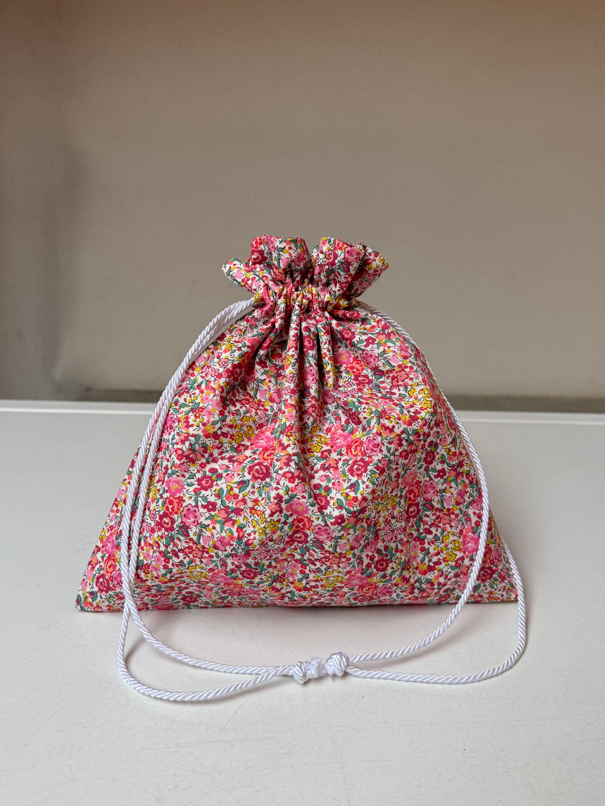 Pouch Isabella 1