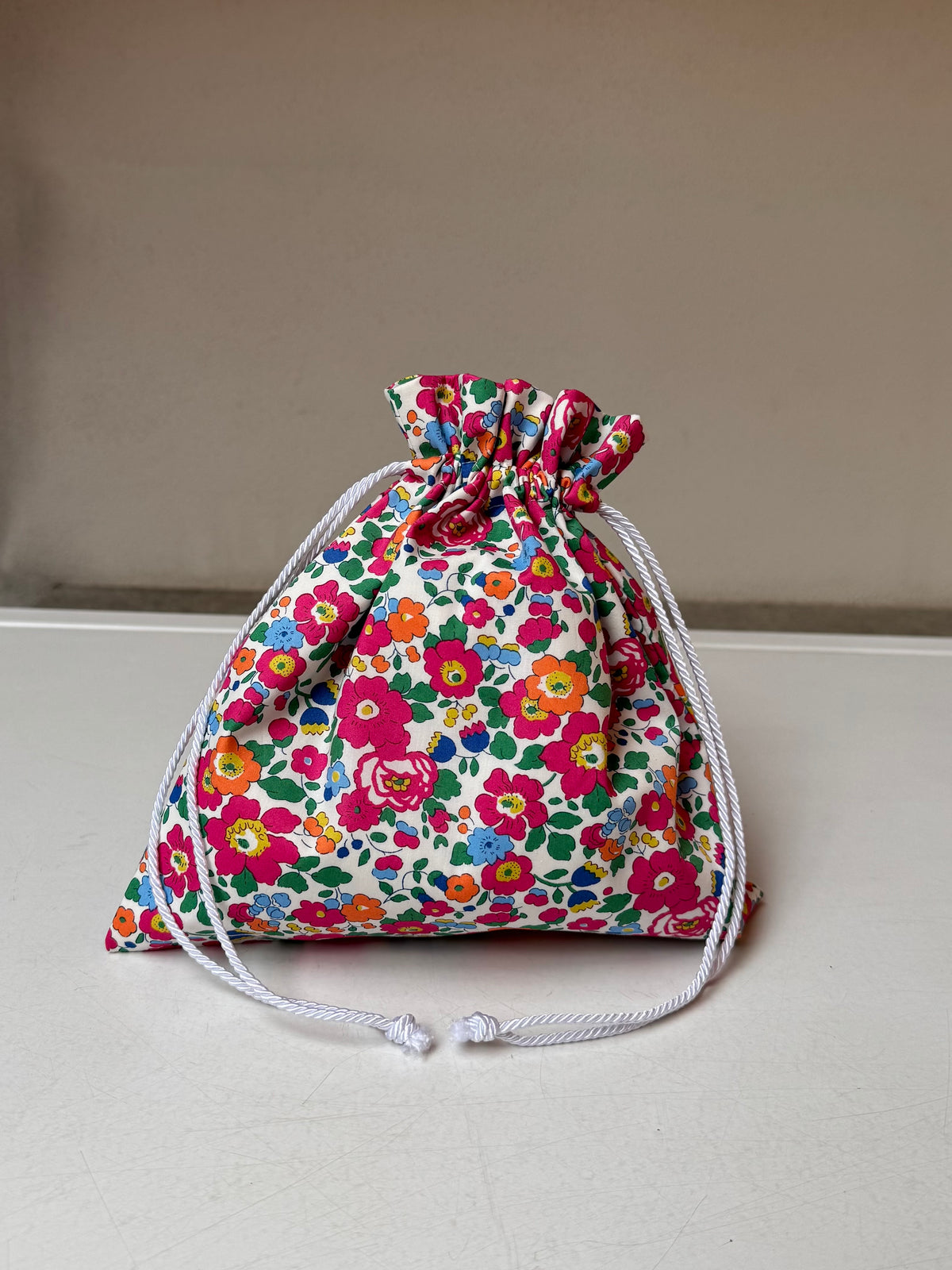 Pouch Isabella 2