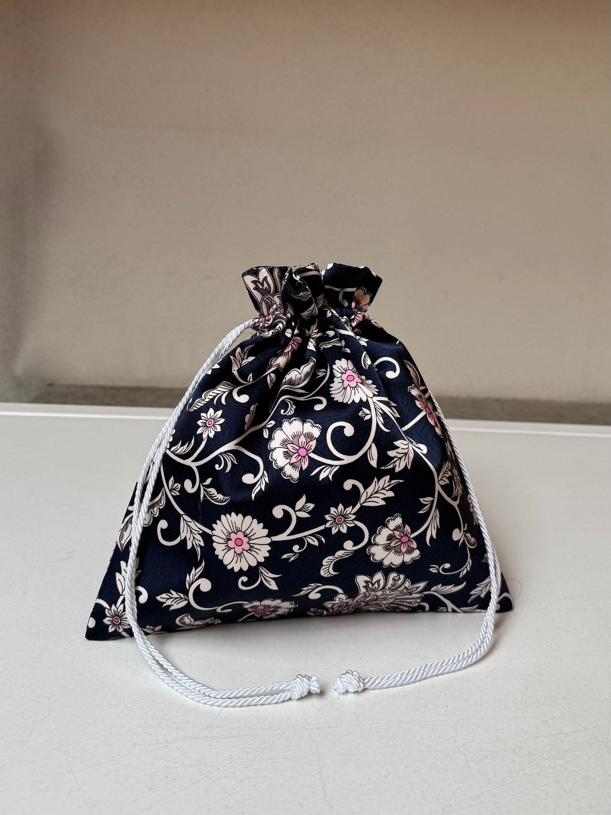 Pouch Greta